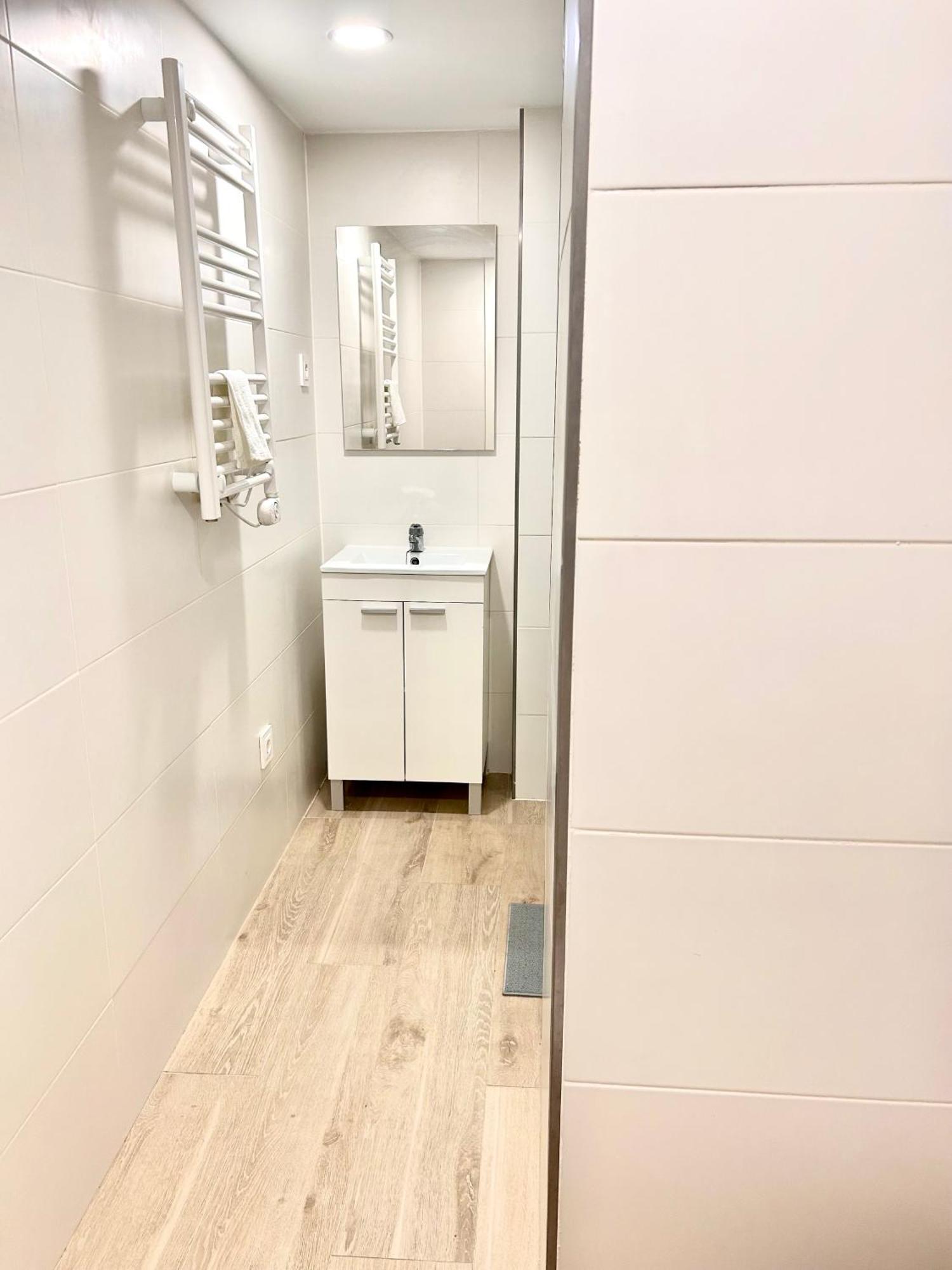 Apartamentos Ribadeo Madrid Buitenkant foto